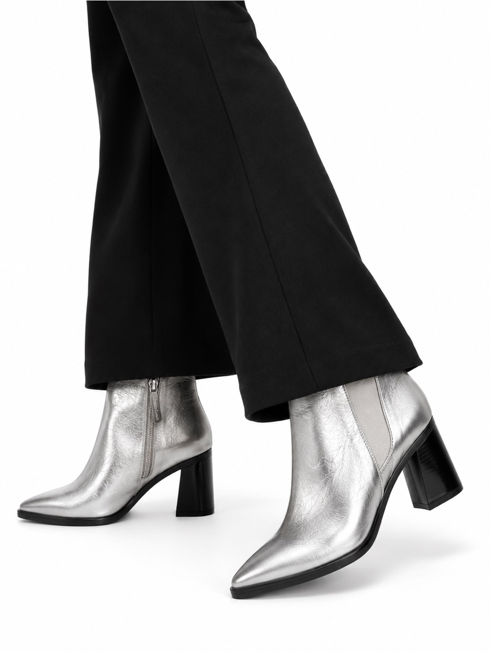 Charles David Dolores Metallic Silver Pointed Ankle Booties – Size 8.5 NWT